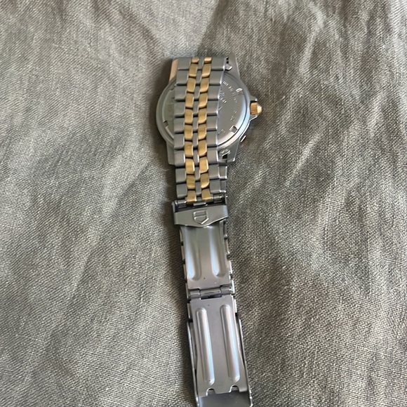 Tag heuer authentic men’s silver/gold watch - Picture 8 of 8
